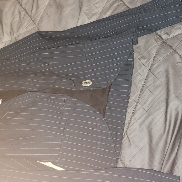 Volcom Blazer - Picture 3 of 6